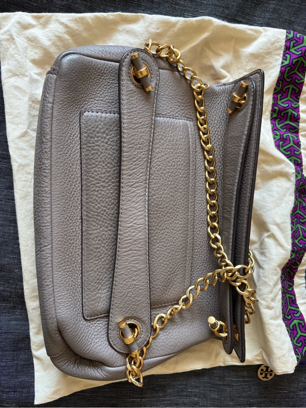 Tory Burch Pebbled Leather Shoulder Bag in Light Gray with Gold Hardware - Picture 13 of 13